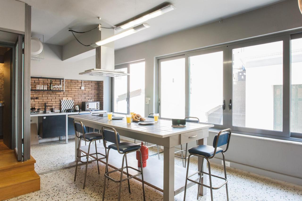 Artists' Favorite Spacious Loft Near Acropolis!! أثينا المظهر الخارجي الصورة